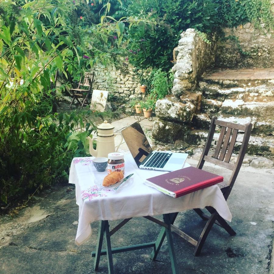 Les Galineaux Villa La Roquille Eksteriør bilde